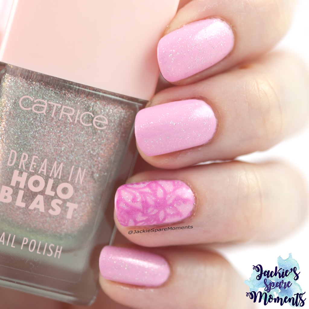 Catrice ICONails 135 Doll Side Of Life with Catrice Dream In 060 Prism Universe