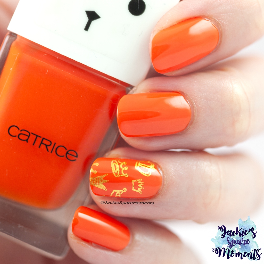 King's Day Manicure 2024. Catrice LE Hop, hop hooray reloaded C04 Morning Glory with stamping